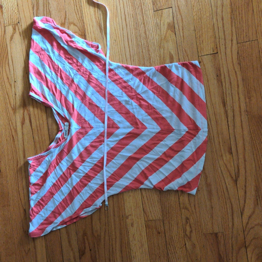 Fabulous orange and grey Chevron top old navy xs